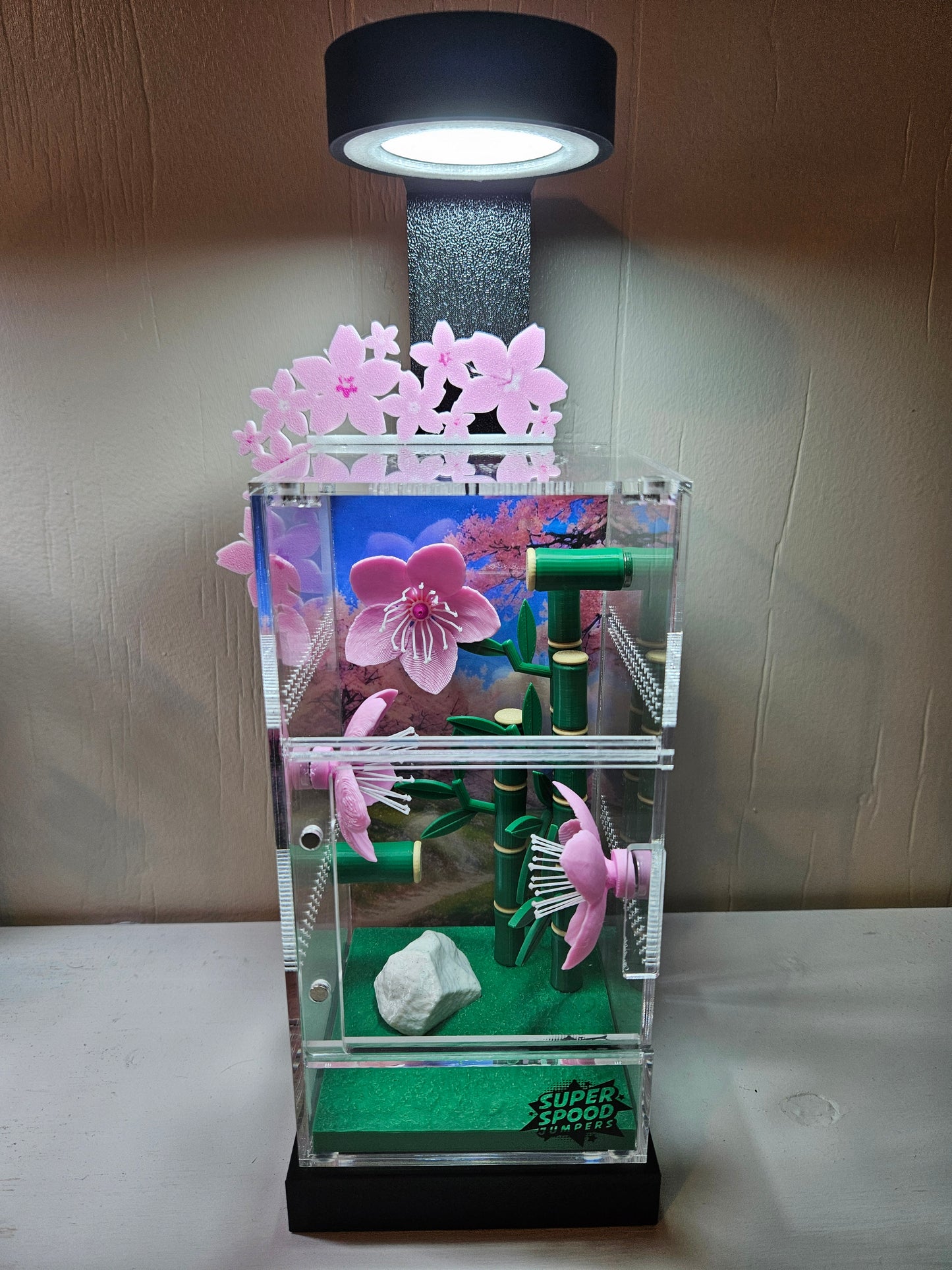 First Jumping Spider Enclosure Light (w/ plug, hub, and timer)